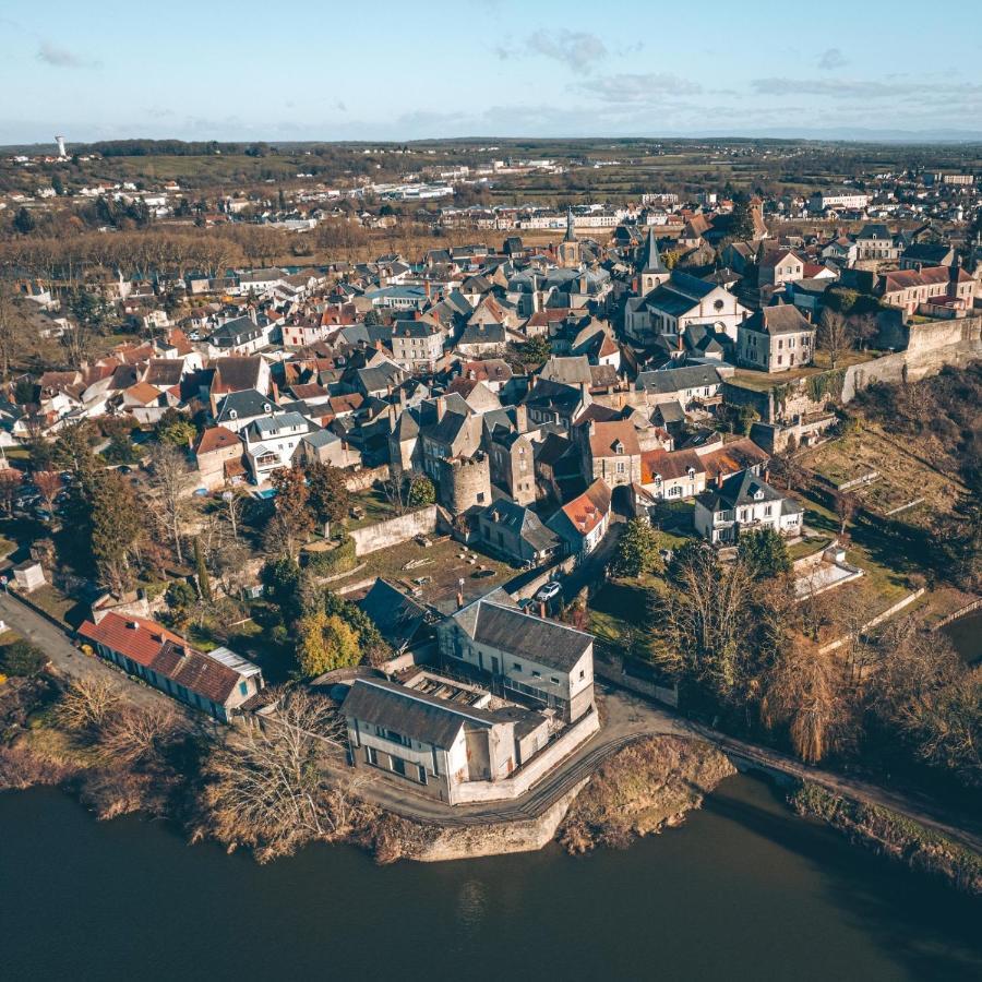 Résidence du bord de loire Decize Esterno foto